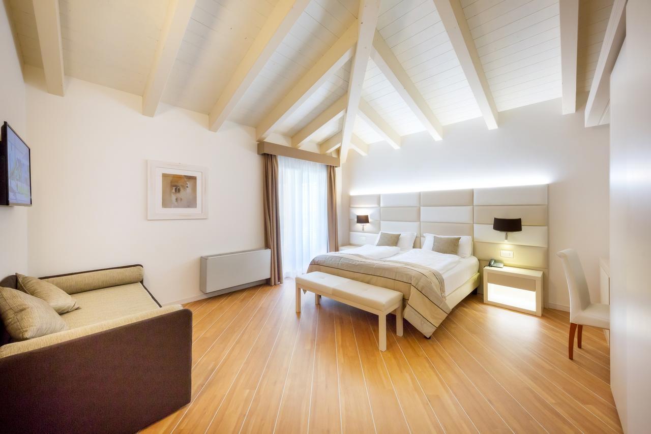 International Beach Hotel กาออร์เล ภายนอก รูปภาพ