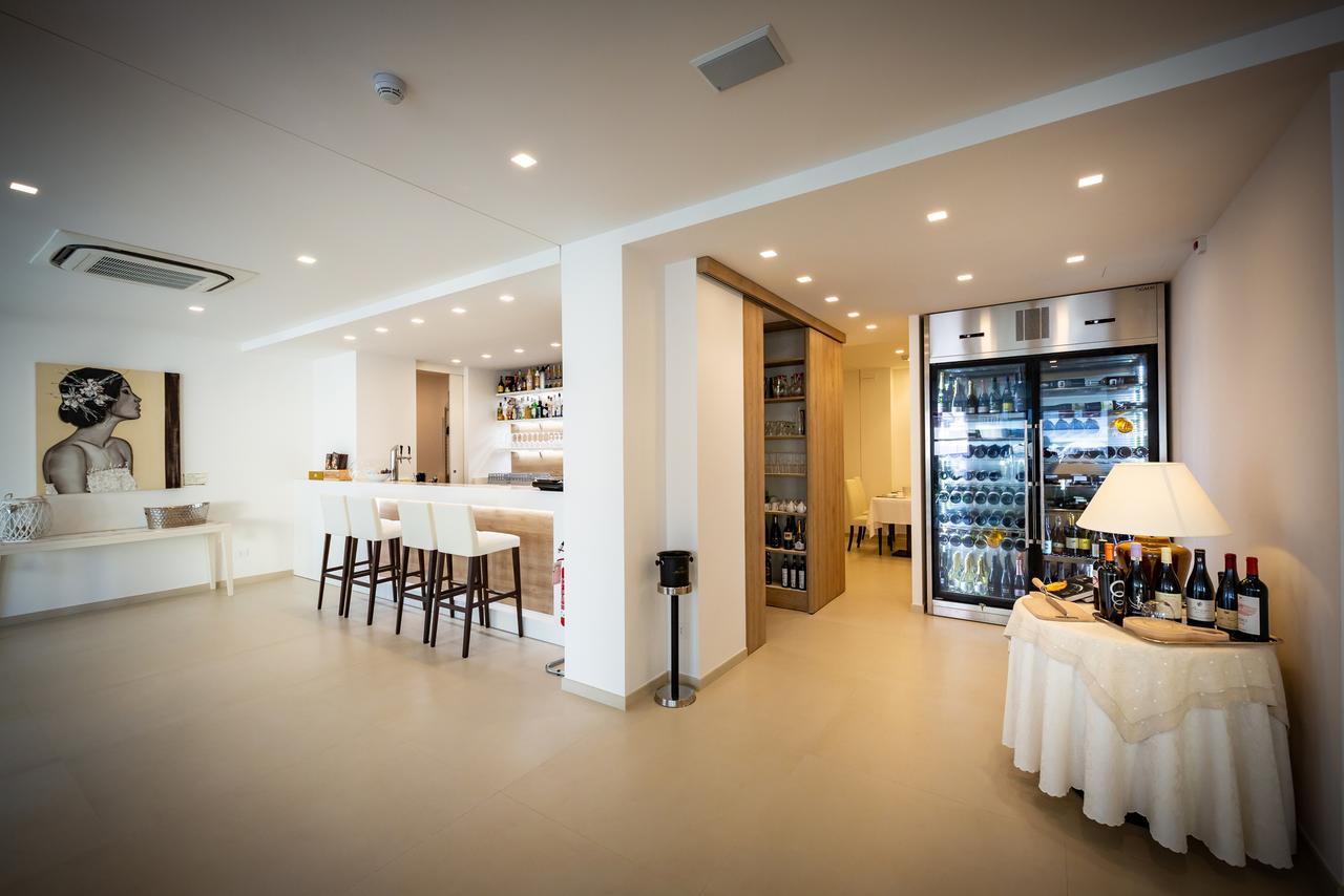International Beach Hotel กาออร์เล ภายนอก รูปภาพ