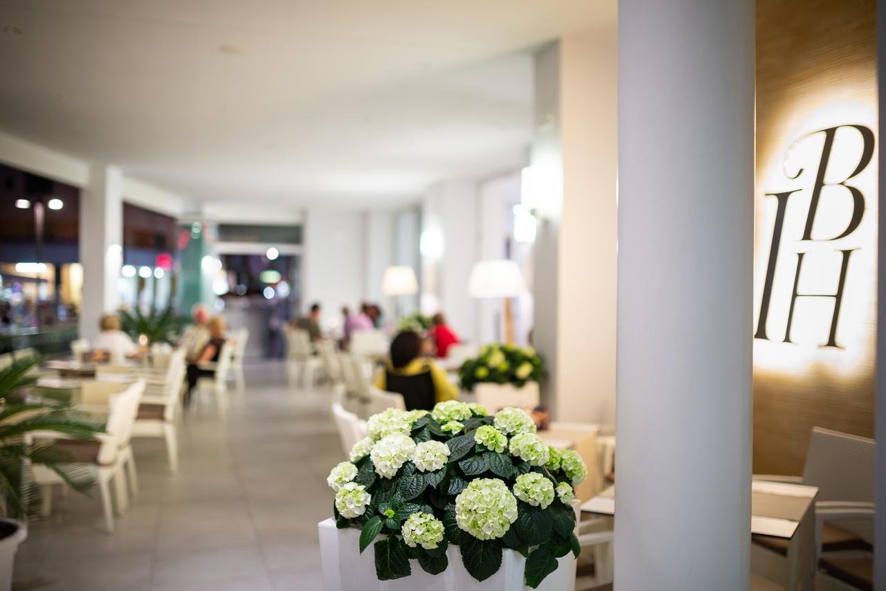 International Beach Hotel กาออร์เล ภายนอก รูปภาพ